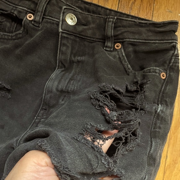 Ripped Black Jean shorts with distraction details. American Eagle size 00 - Picture 4 of 11